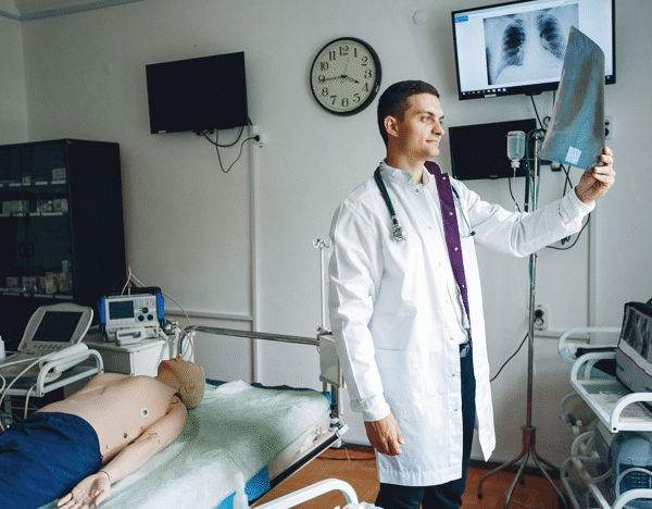 6 Benefits of Visiting a Specialized Clinique Colonoscopie for Screening